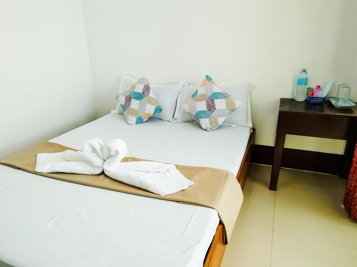 Joyful Guest House Эль-Нидо Экстерьер фото