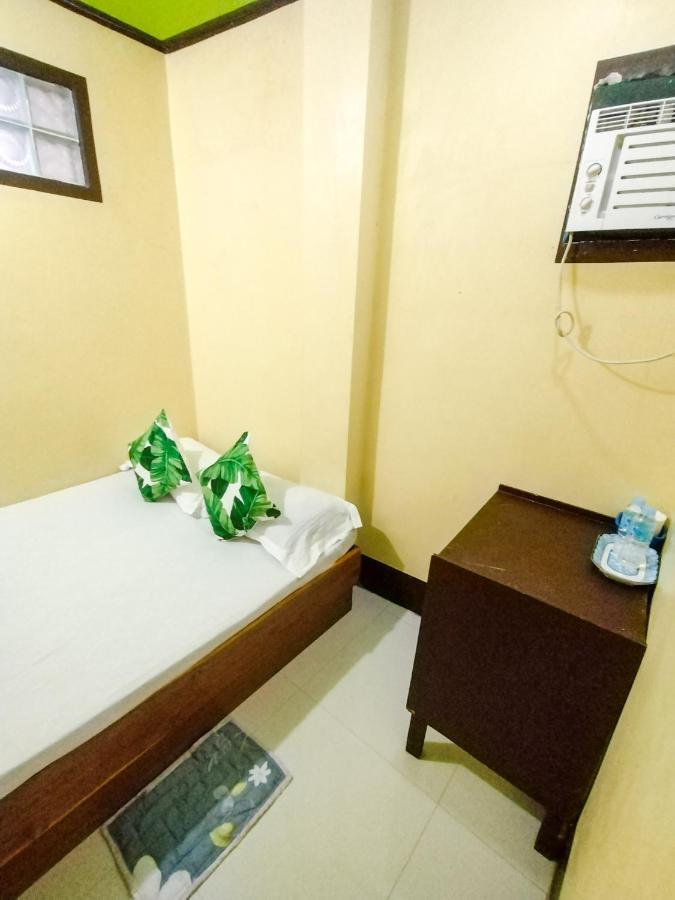 Joyful Guest House Эль-Нидо Экстерьер фото