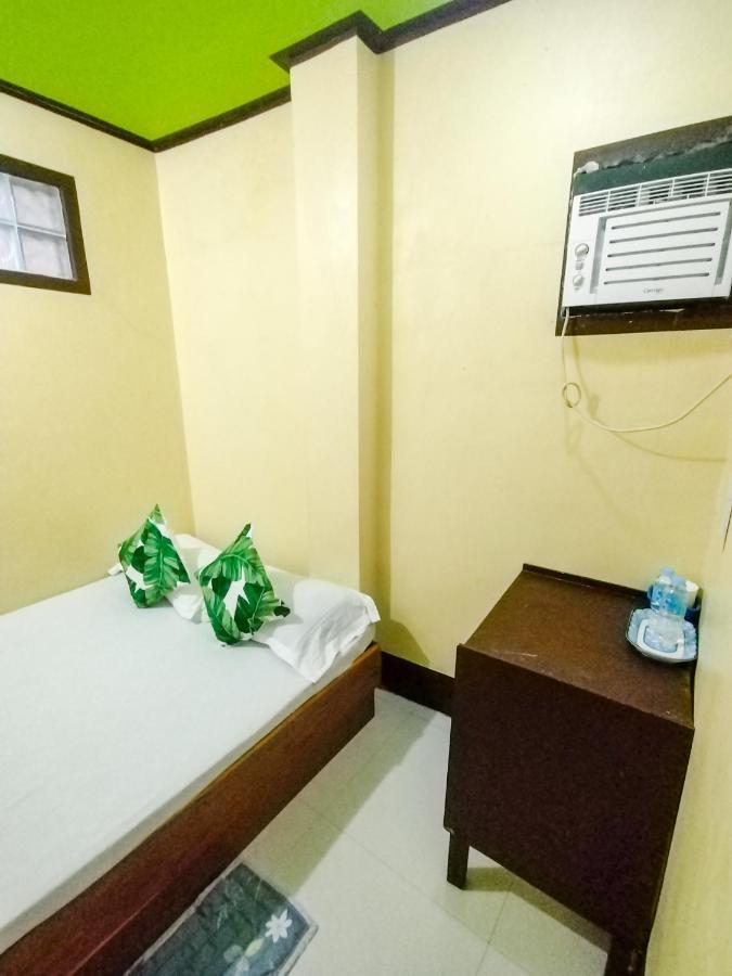 Joyful Guest House Эль-Нидо Экстерьер фото
