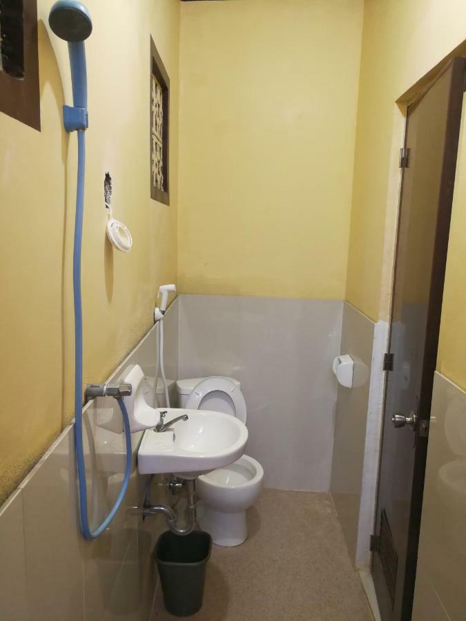 Joyful Guest House Эль-Нидо Экстерьер фото