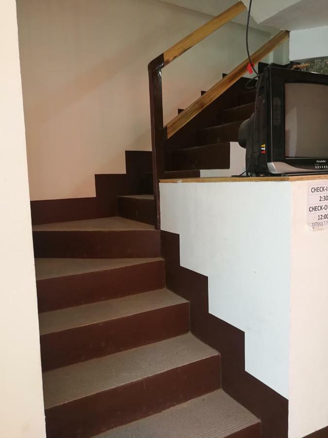 Joyful Guest House Эль-Нидо Экстерьер фото